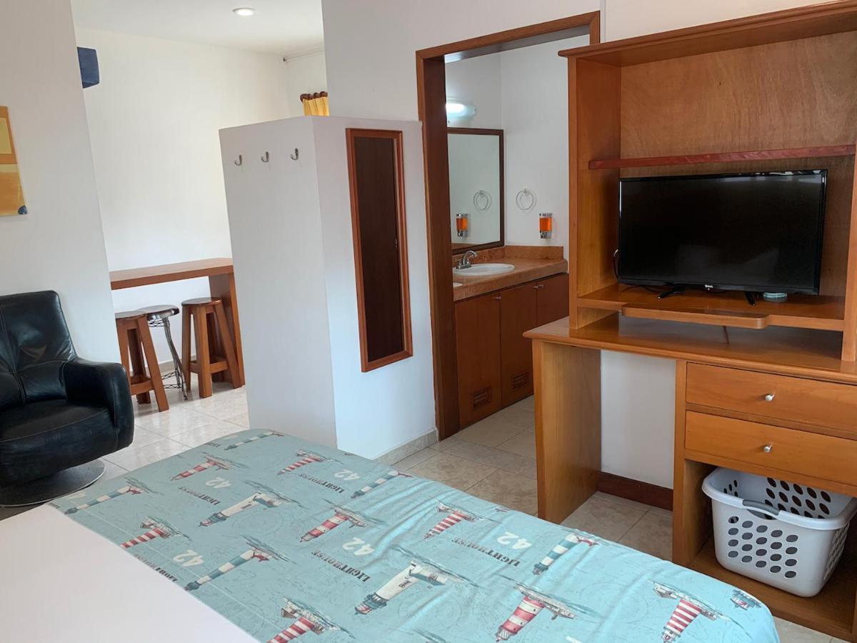 Xbulu-Ha Otel Isla Mujeres Dış mekan fotoğraf